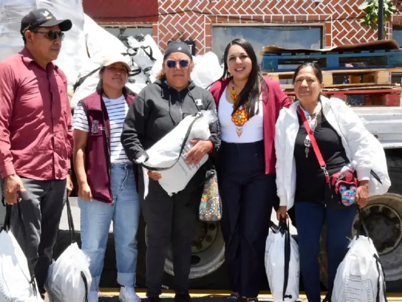 Trabaja Tonantzin Fernández en coordinación con el DIF Estatal en favor de los sectores más vulnerables