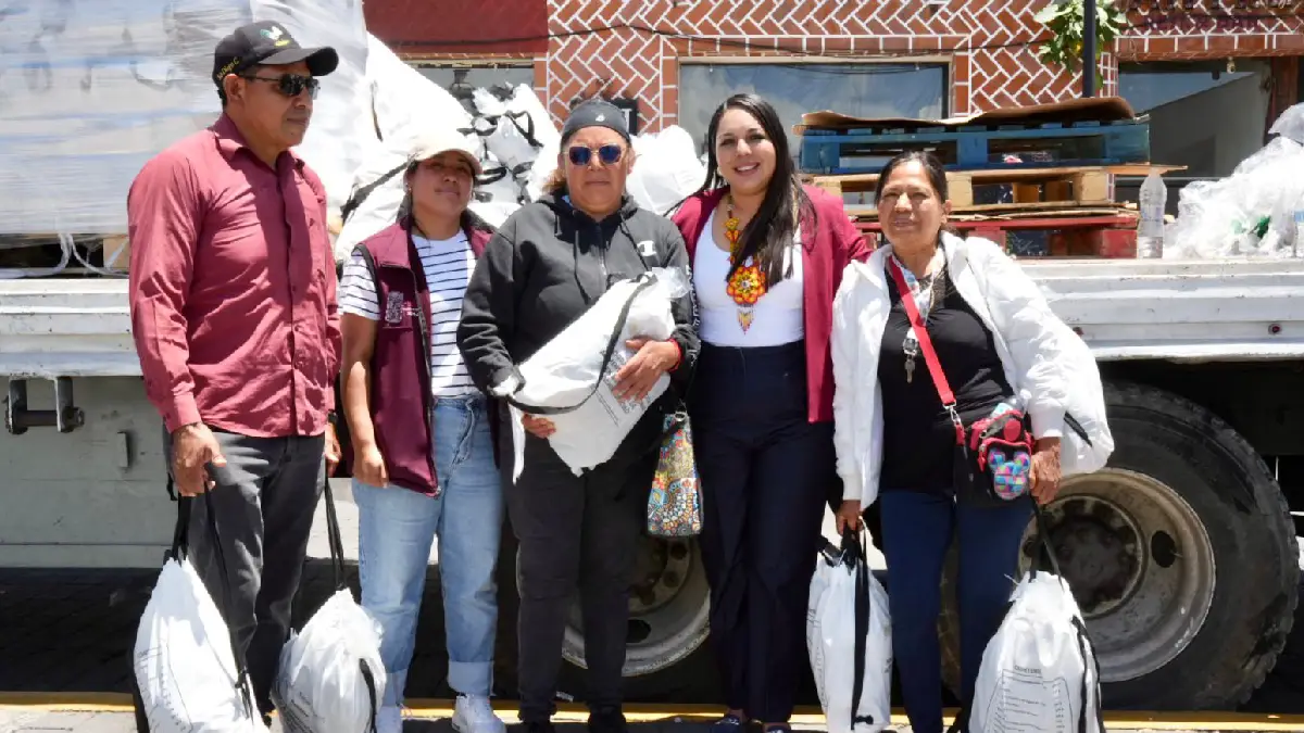 Trabaja Tonantzin Fernández en coordinación con el DIF Estatal en favor de los sectores más vulnerables