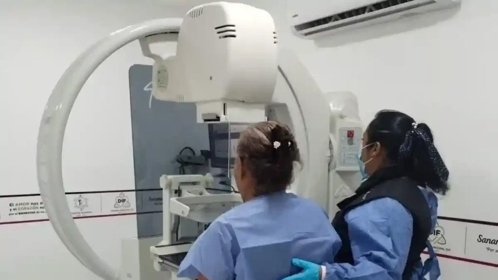 En Tehuacán, "Mujeres Saludables" ofrece atención médica gratuita los viernes y detección oportuna de cáncer de mama con mastógrafo