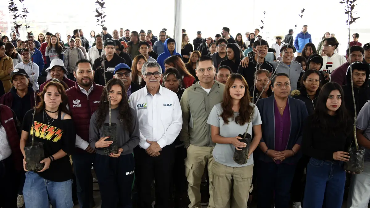 Inicia en CU2 BUAP “Raíces del futuro”