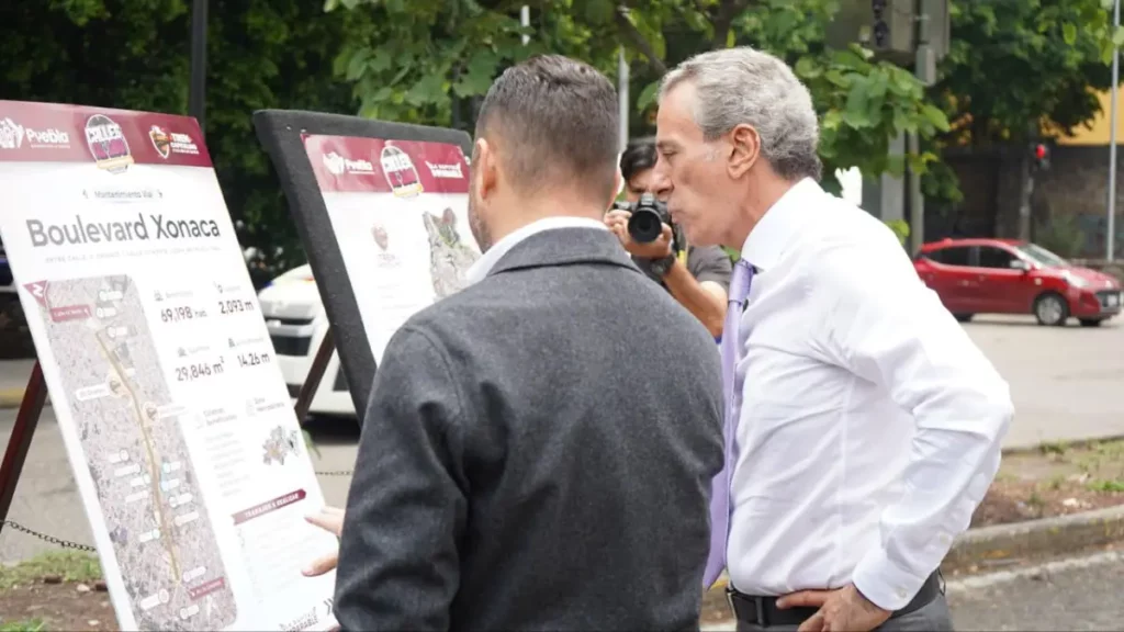 Supervisa Pepe Chedraui avances del Tren Capitalino de Pavimentación en bulevar Xonaca