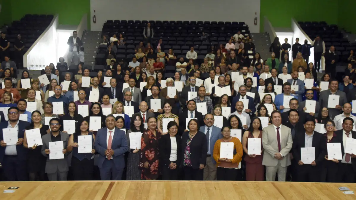 Otorga la Rectora Lilia Cedillo Ramírez 150 definitividades a personal universitario