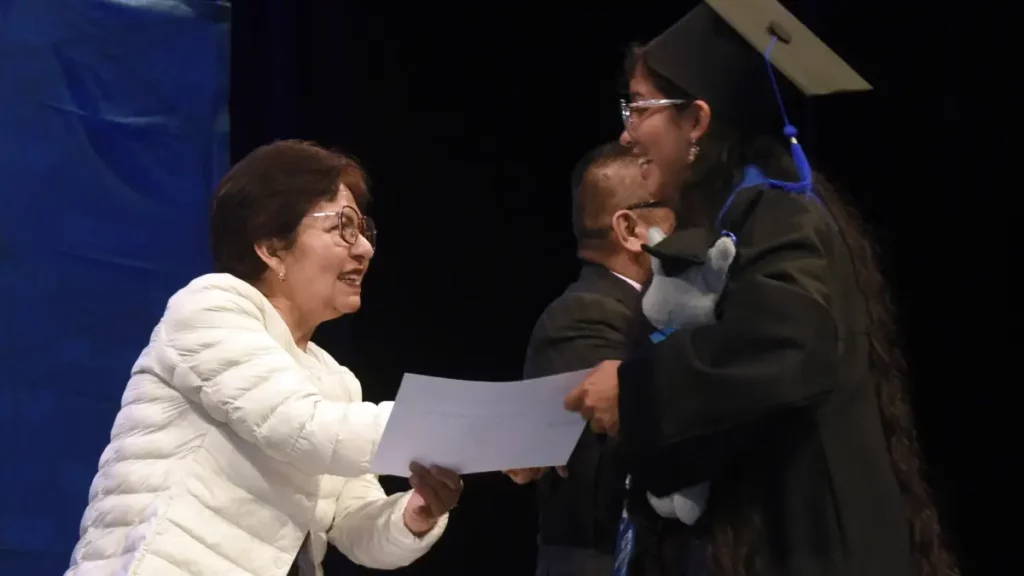 Preside Rectora Lilia Cedillo graduación del Bachillerato Internacional 5 de Mayo