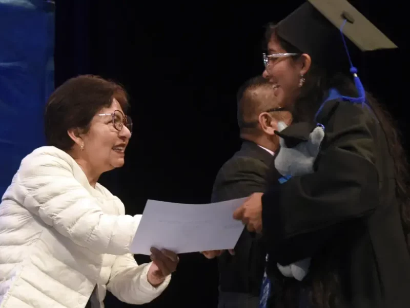 Preside Rectora Lilia Cedillo graduación del Bachillerato Internacional 5 de Mayo