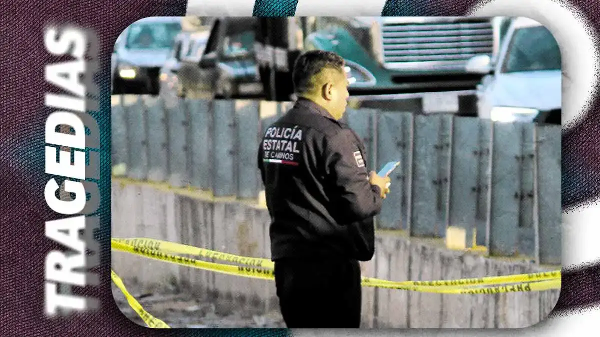 Automovilista muere tras estrellarse en una luminaria del Corredor Industrial La Ciénega, Puebla