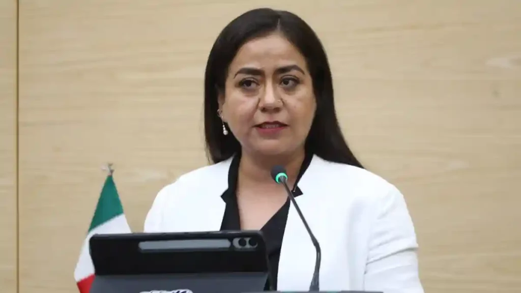 Impulsa la diputada Celia Bonaga iniciativa para tipificar el delito de acecho en Puebla