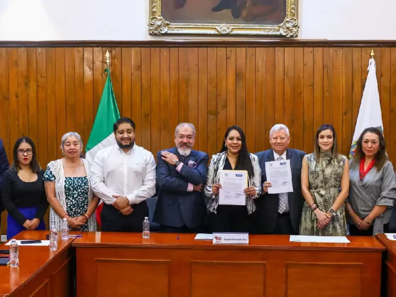 Tonantzin Fernández fortalece alianzas para ampliar oportunidades educativas en San Pedro Cholula