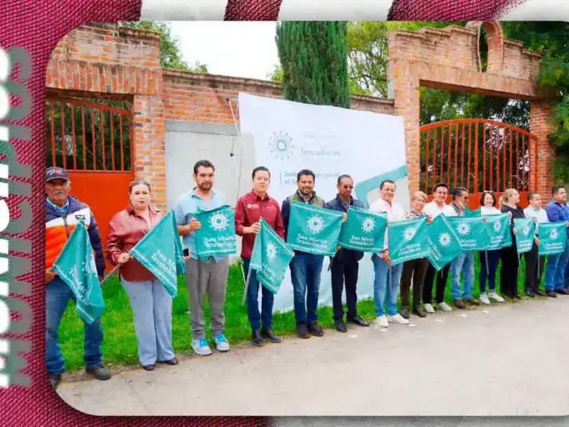 Alcalde de Texmelucan arranca rehabilitación de drenaje sanitario y trabajos de bacheo en El Moral