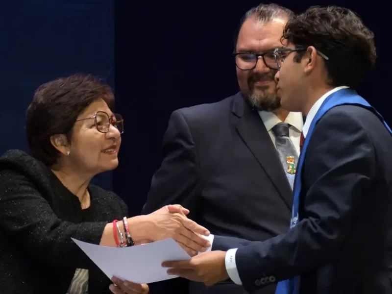 Graduados llevan el sello de la Prepa Zapata: Rectora Lilia Cedillo