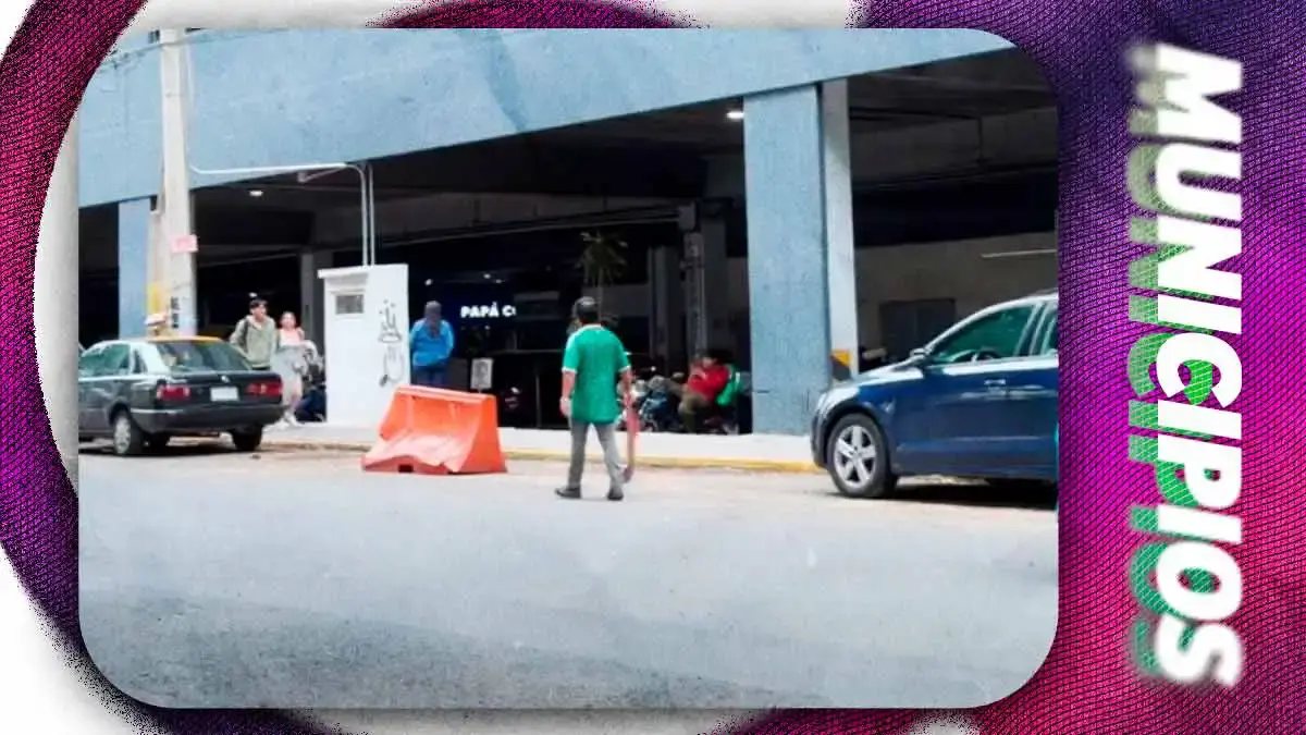 Segom retira a franeleros y ambulantes en Plaza Dorada Puebla; mantendrá operativos contra "viene viene"