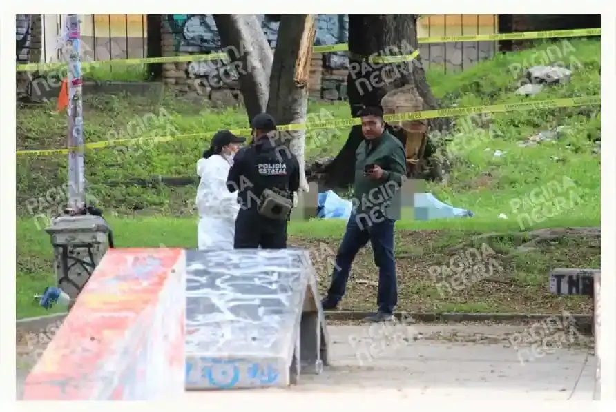 Familia encuentra el cuerpo de un hombre con heridas en el Parque Skate Xonaca, Puebla