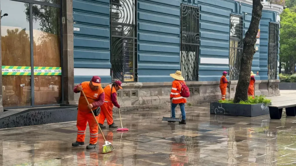 Gobierno de Pepe Chedraui efectuó labores lavado en la Avenida Juárez
