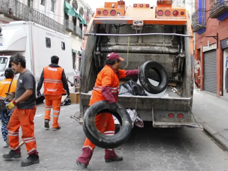 Gobierno de Pepe Chedraui refuerza acciones de apoyo a familias afectadas tras las lluvias del pasado domingo