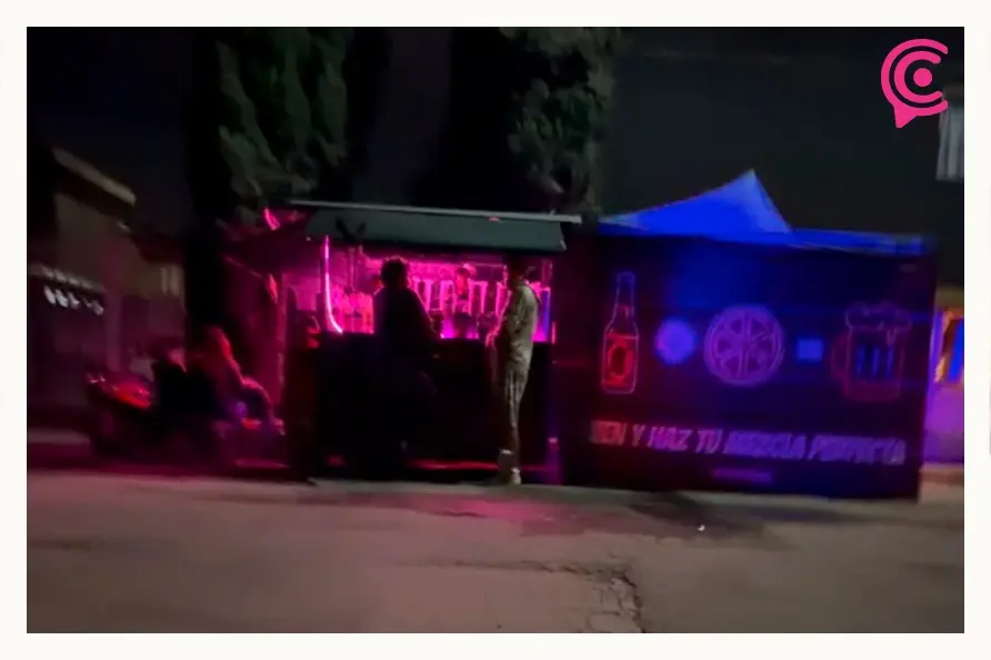 Vecinos denuncian punto de narcomenudeo oculto en negocio de micheladas en San Aparicio