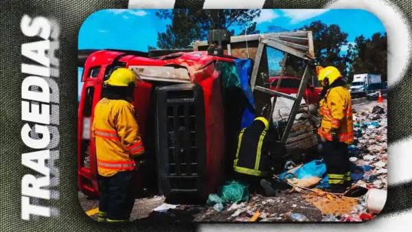 Volcadura de camioneta deja un hombre muerto y dos lesionados en la autopista Puebla-Orizaba