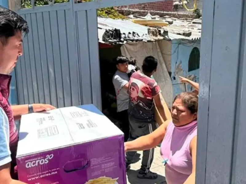 Continúa gobierno de Pepe Chedraui entrega de enseres a familias afectadas por la lluvia atípica