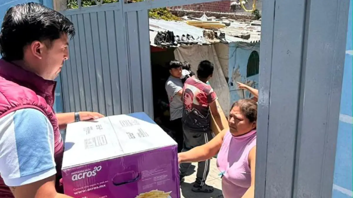 Continúa gobierno de Pepe Chedraui entrega de enseres a familias afectadas por la lluvia atípica