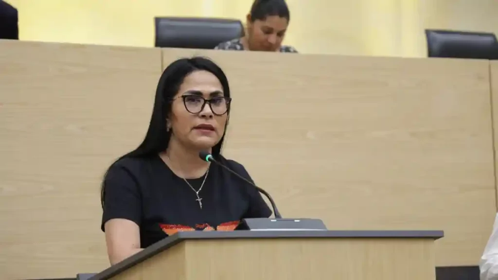 Presenta Fedrha Suriano iniciativas para la inclusión y protección de las personas de la diversidad sexual