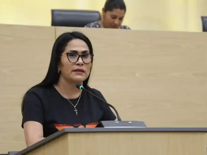 Presenta Fedrha Suriano iniciativas para la inclusión y protección de las personas de la diversidad sexual