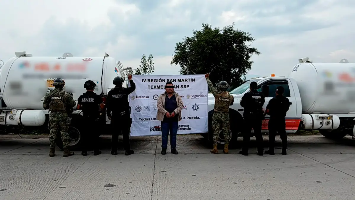 Policía de Texmelucan brinda apoyo para aseguramiento de un masculino y dos pipas