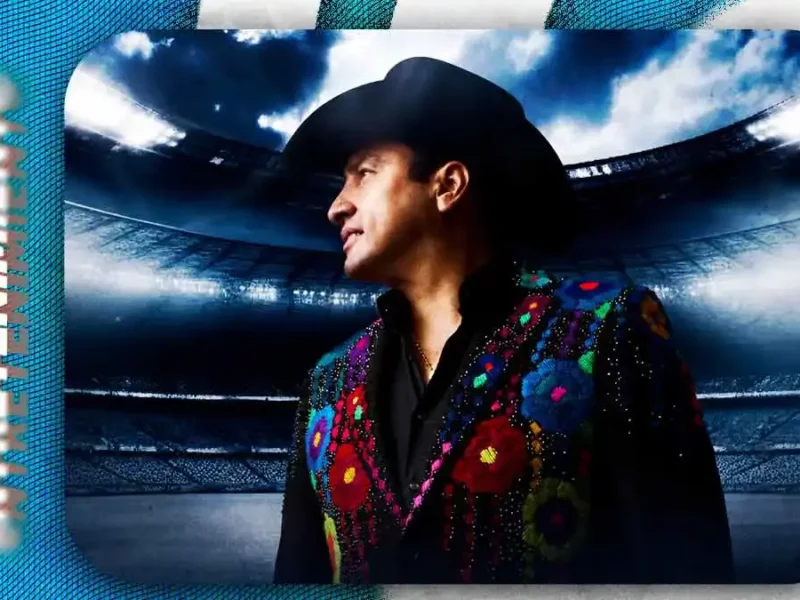 Julión Álvarez llega por primera vez al Estadio Hermanos Serdán de Puebla 