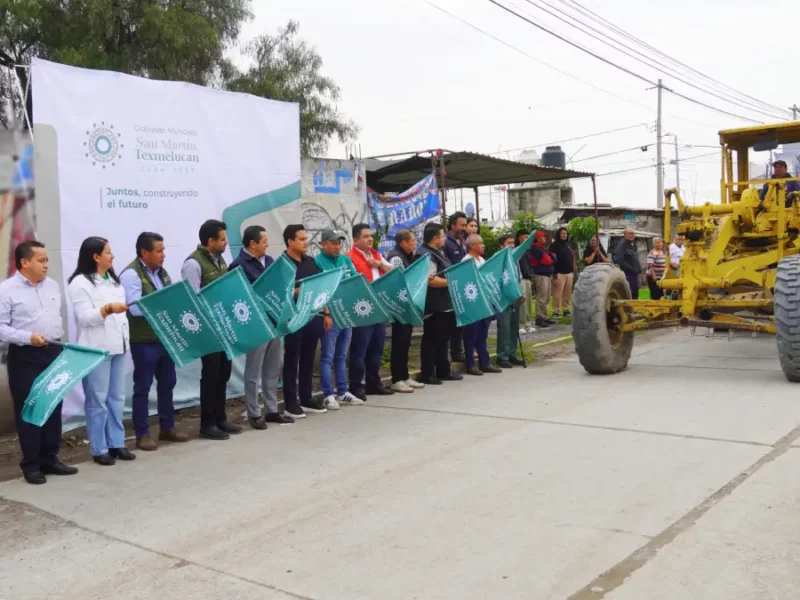 La transformación urbana sigue en Texmelucan: alcalde Juan Manuel Alonso inicia pavimentación de calle en Atoyatenco