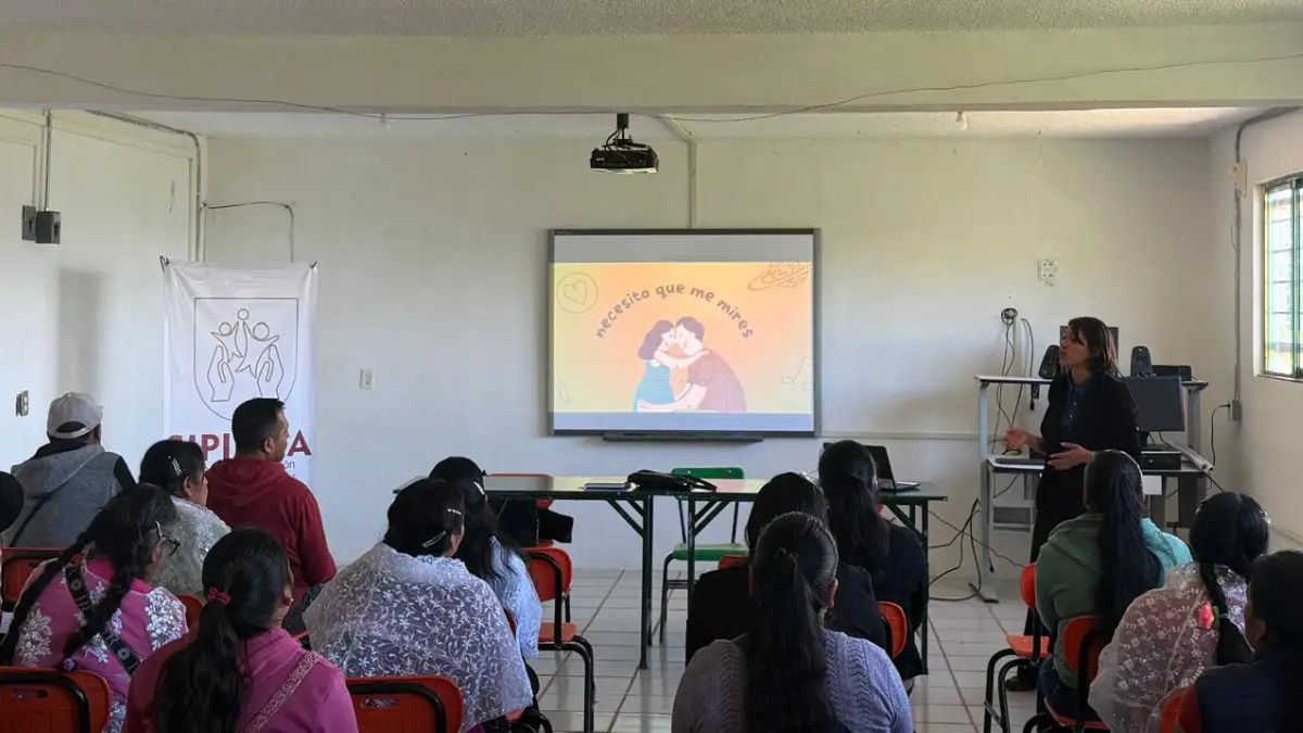 Ayuntamiento de Zacatlán realiza mega jornada para prevenir el suicidio y violencia en Xonotla
