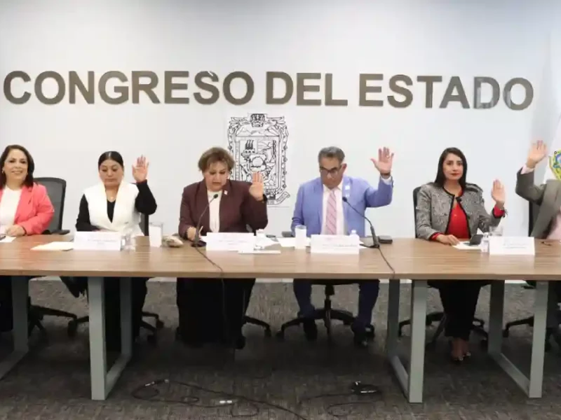 Comisión del Congreso aprueba exhorto para que concesionarios de transporte público porten su documentación en medios digitales