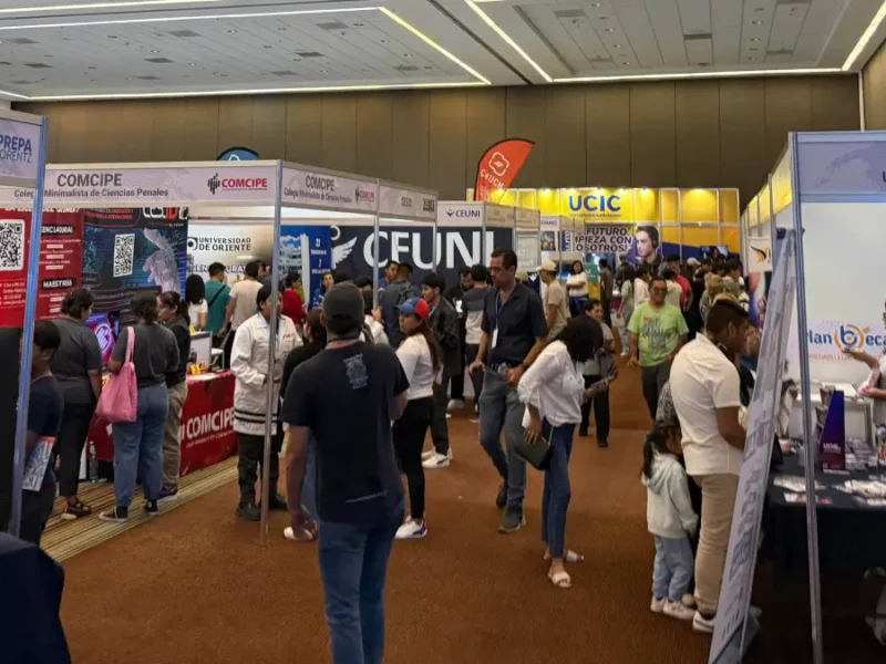 Apoya BUAP la educación a través de la feria Plan Becas 2026