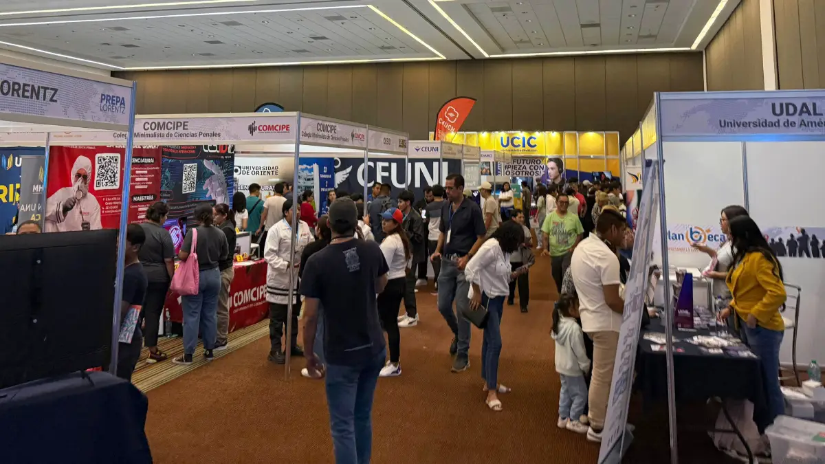 Apoya BUAP la educación a través de la feria Plan Becas 2026