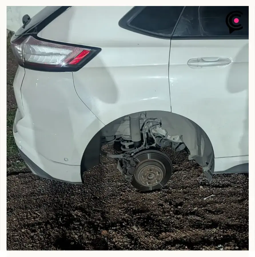 Denuncian robo de llantas en estacionamiento de gimnasio en Cholula; negocio niega apoyo al dueño
