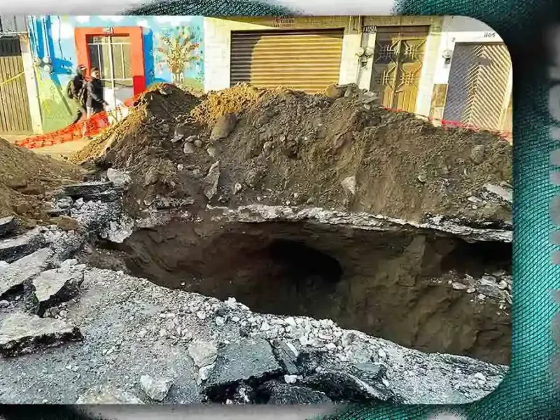 Comuna asume costo de socavones por fallas de Agua de Puebla; repara 11 hasta julio 2026