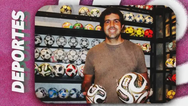 Poblano posee la colección de mini balones de futbol más grande del mundo