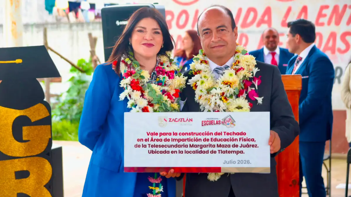 EscuelasDe10: Bety Sánchez anuncia la construcción de techado en Telesecundaria de Tlatempa