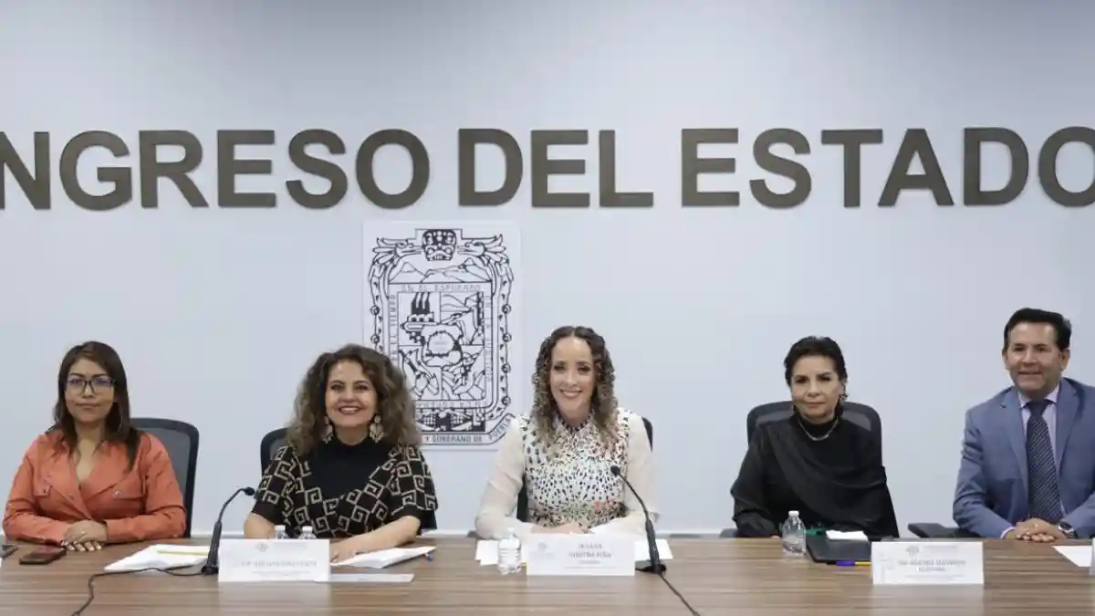 Comisión del Congreso avala exhortos para fortalecer la transparencia y el acceso a la información en Puebla