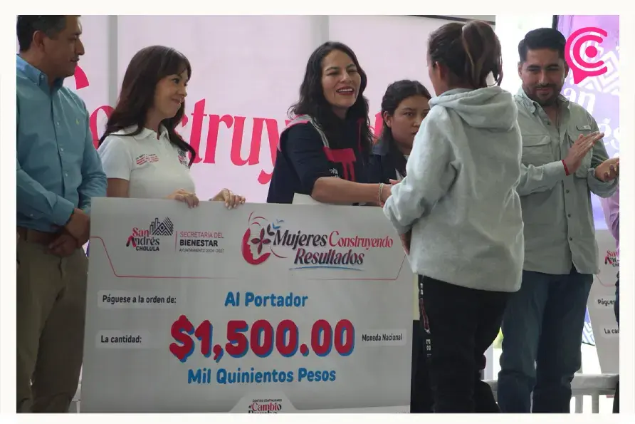 Lupita Cuautle entrega segundo apoyo financiero del programa Mujeres Construyendo Resultados 2026