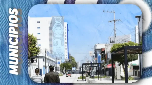 Automovilistas invaden paso peatonal en Medicina BUAP para evadir los Parquímetros de Puebla