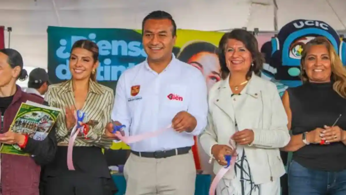 Roberto Solís Y Mirna Toxqui abren oportunidades universitarias para jóvenes de Huejotzingo