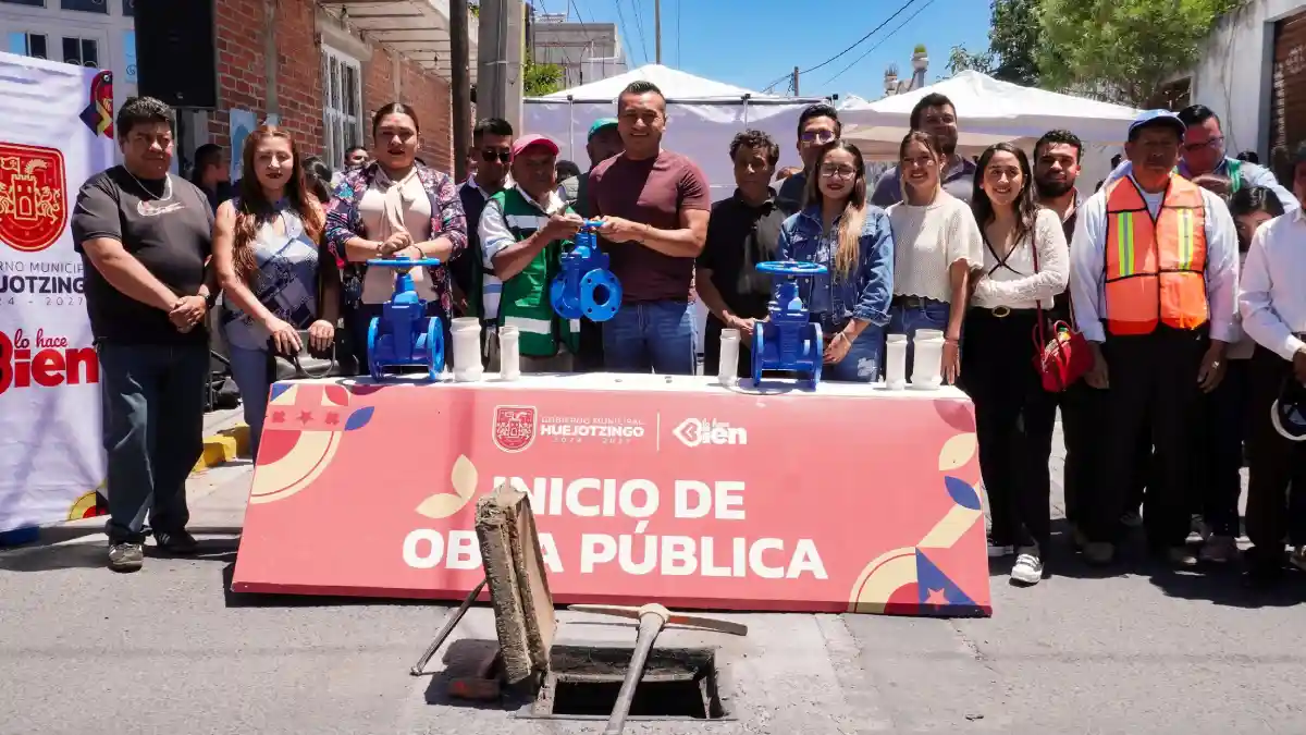 Avanza la transformación hídrica en Huejotzingo; Roberto Solís amplía la red de agua potable en la cabecera municipal