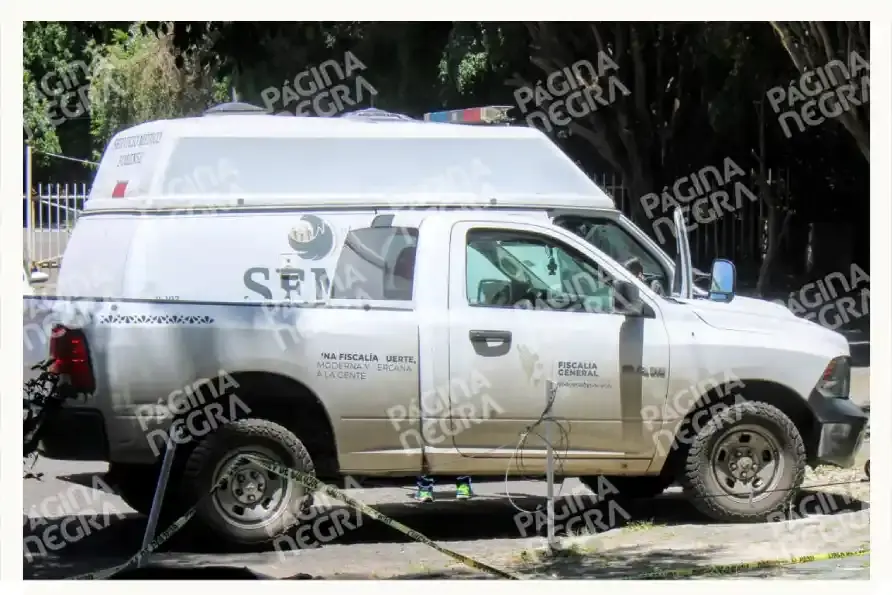 Indigente muere en un área verde cerca de Plaza Crystal en Puebla