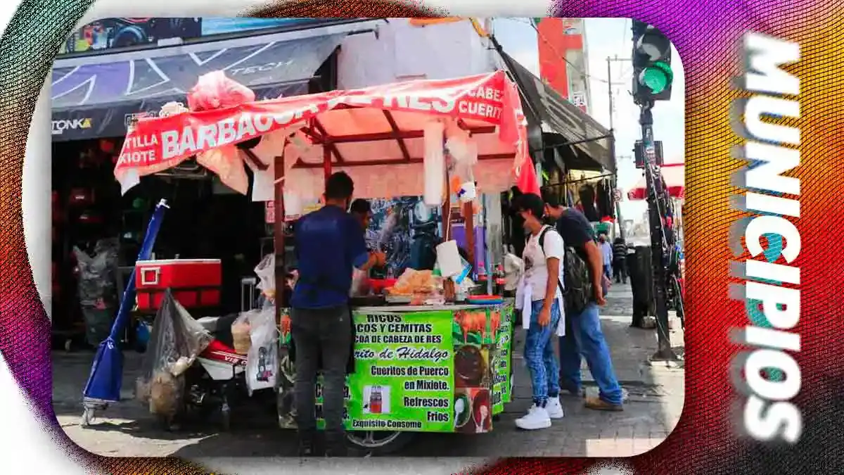 Comida domina el comercio informal en Puebla capital; 80% de los ambulantes ofertan gastronomía